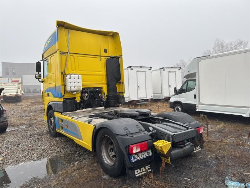 DAF XF CIĄGNIK SIODŁOWY - وحدة جر: صورة 4 DAF XF CIĄGNIK SIODŁOWY - وحدة جر: صورة 4
