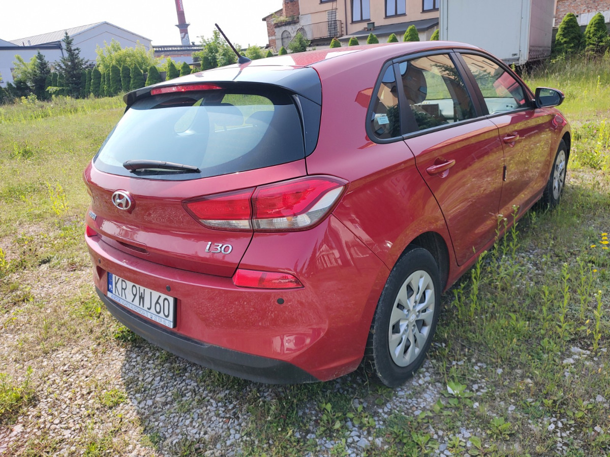 HYUNDAI I30 HATCHBACK - هاتشباك: صورة 4 HYUNDAI I30 HATCHBACK - هاتشباك: صورة 4