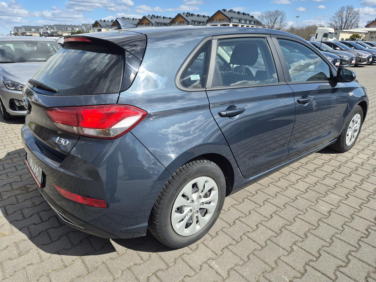 HYUNDAI I30 HATCHBACK - هاتشباك: صورة 4 HYUNDAI I30 HATCHBACK - هاتشباك: صورة 4