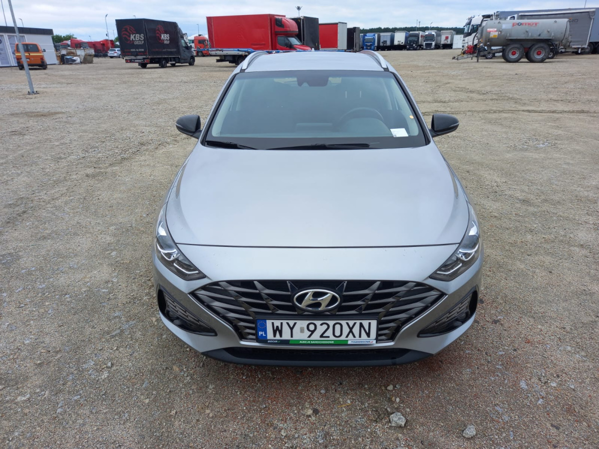 HYUNDAI I30 KOMBI - سيارة: صورة 2 HYUNDAI I30 KOMBI - سيارة: صورة 2