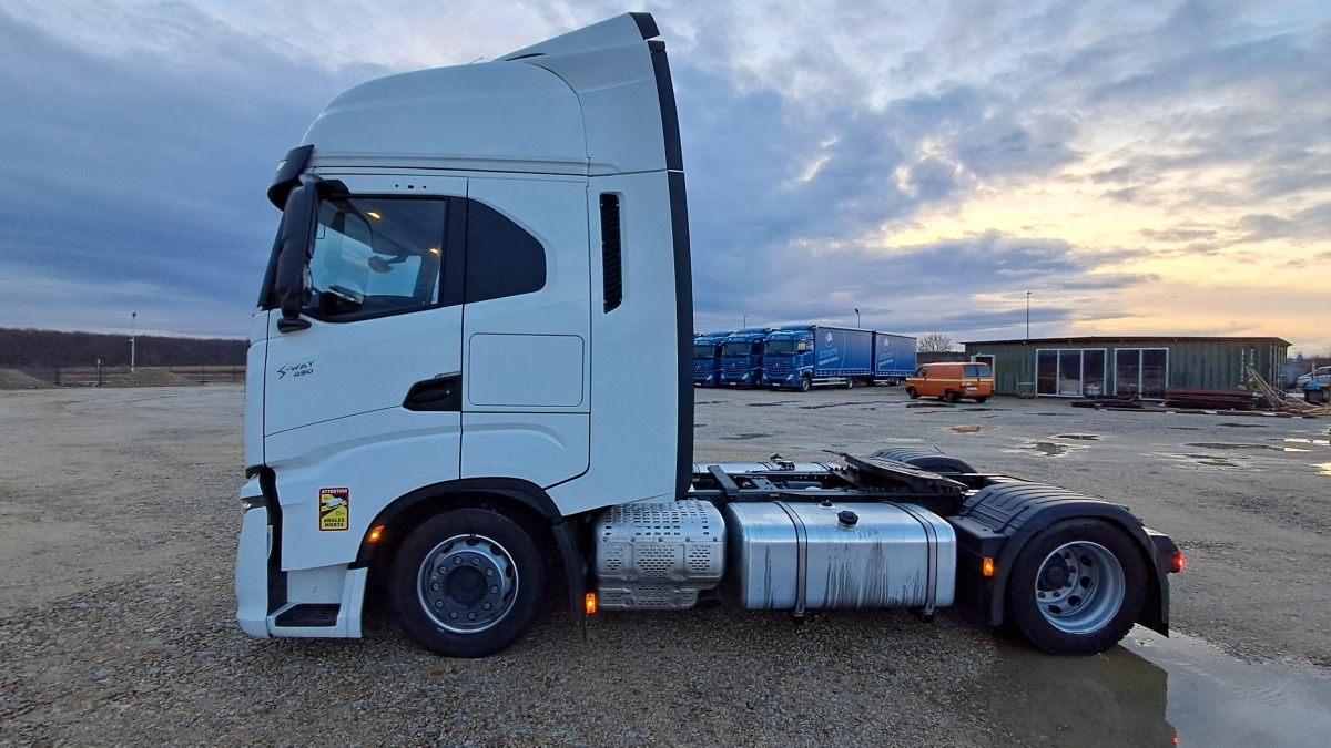IVECO AS440ST/FP LT CIĄGNIK SIODŁOWY - وحدة جر: صورة 4 IVECO AS440ST/FP LT CIĄGNIK SIODŁOWY - وحدة جر: صورة 4