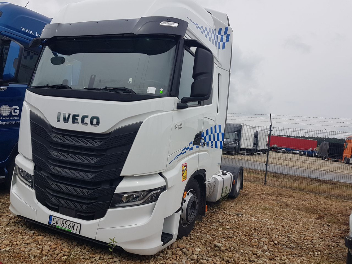 IVECO AS440ST/FP LT CIĄGNIK SIODŁOWY - وحدة جر: صورة 3 IVECO AS440ST/FP LT CIĄGNIK SIODŁOWY - وحدة جر: صورة 3