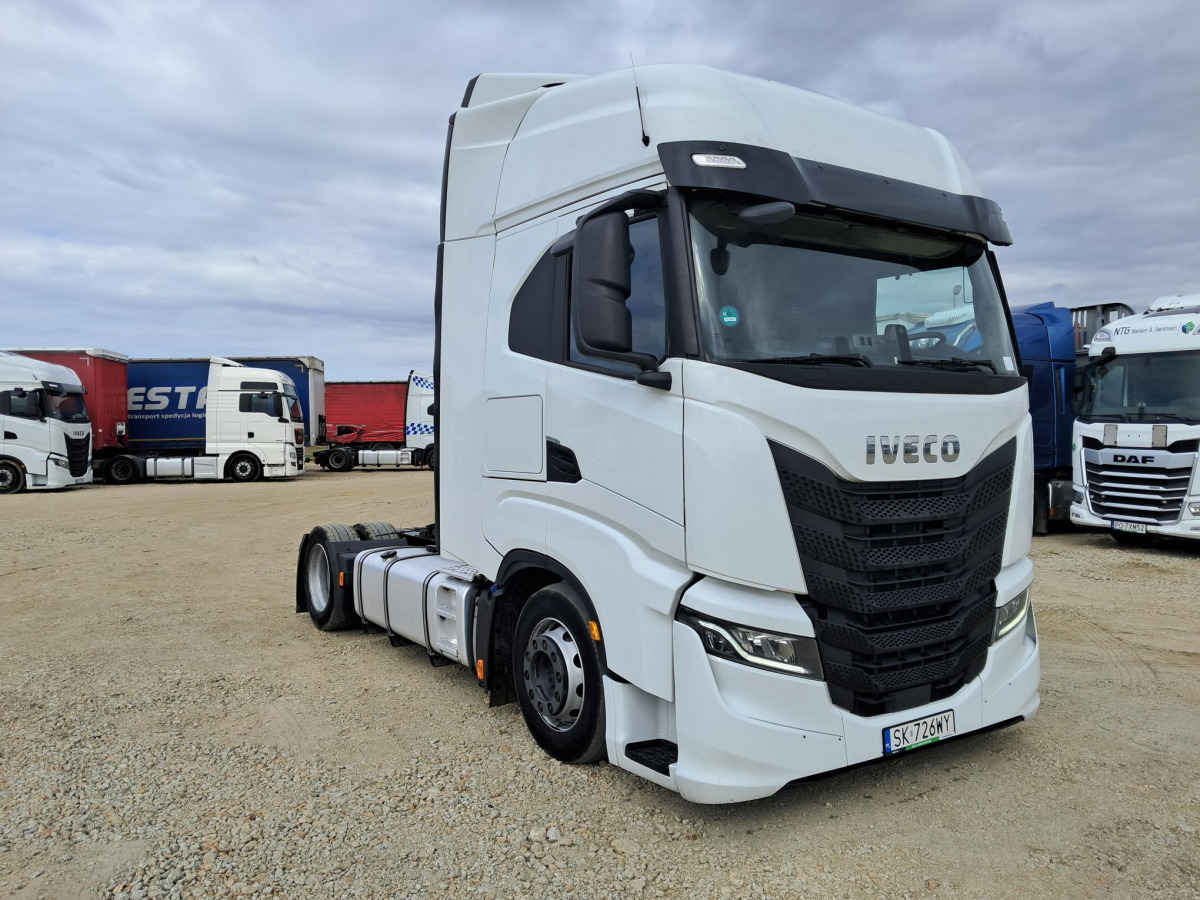 IVECO AS440ST/FP LT CIĄGNIK SIODŁOWY - وحدة جر: صورة 1 IVECO AS440ST/FP LT CIĄGNIK SIODŁOWY - وحدة جر: صورة 1