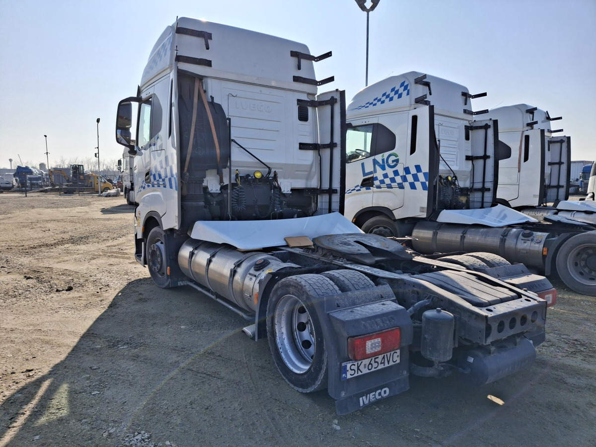 IVECO AS440ST/FP LT LNG CIĄGNIK SIODŁOWY - وحدة جر: صورة 4 IVECO AS440ST/FP LT LNG CIĄGNIK SIODŁOWY - وحدة جر: صورة 4