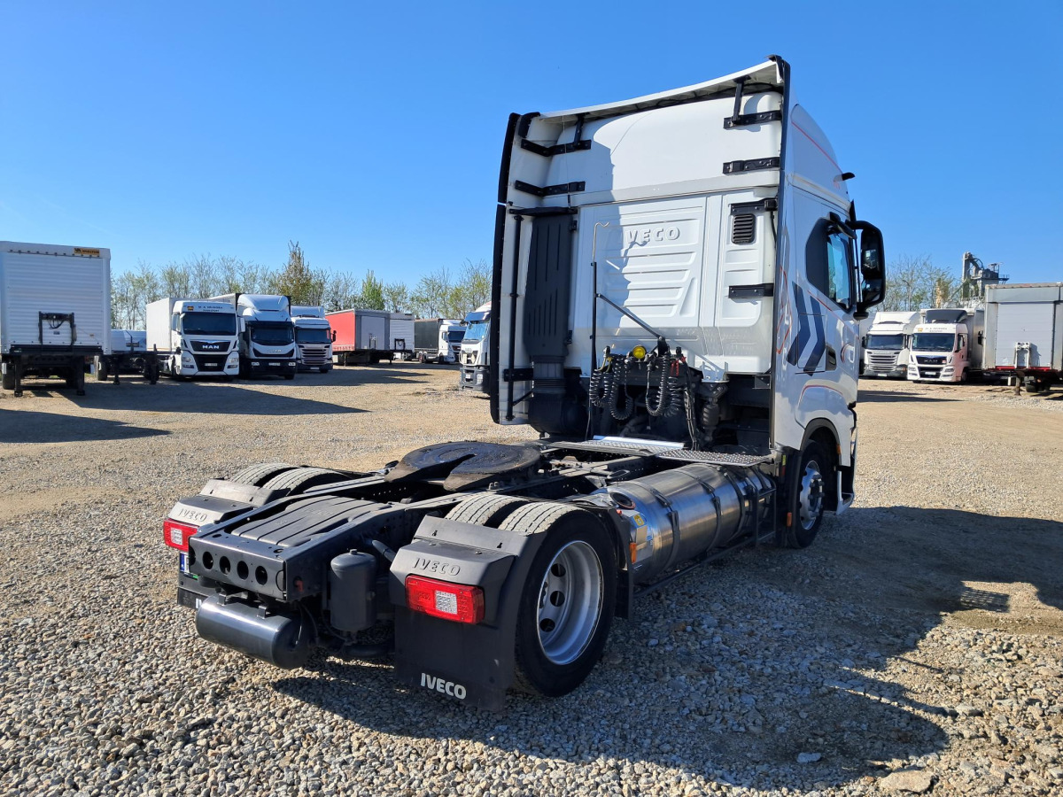 IVECO AS440ST/FP LT LNG CIĄGNIK SIODŁOWY - وحدة جر: صورة 5 IVECO AS440ST/FP LT LNG CIĄGNIK SIODŁOWY - وحدة جر: صورة 5