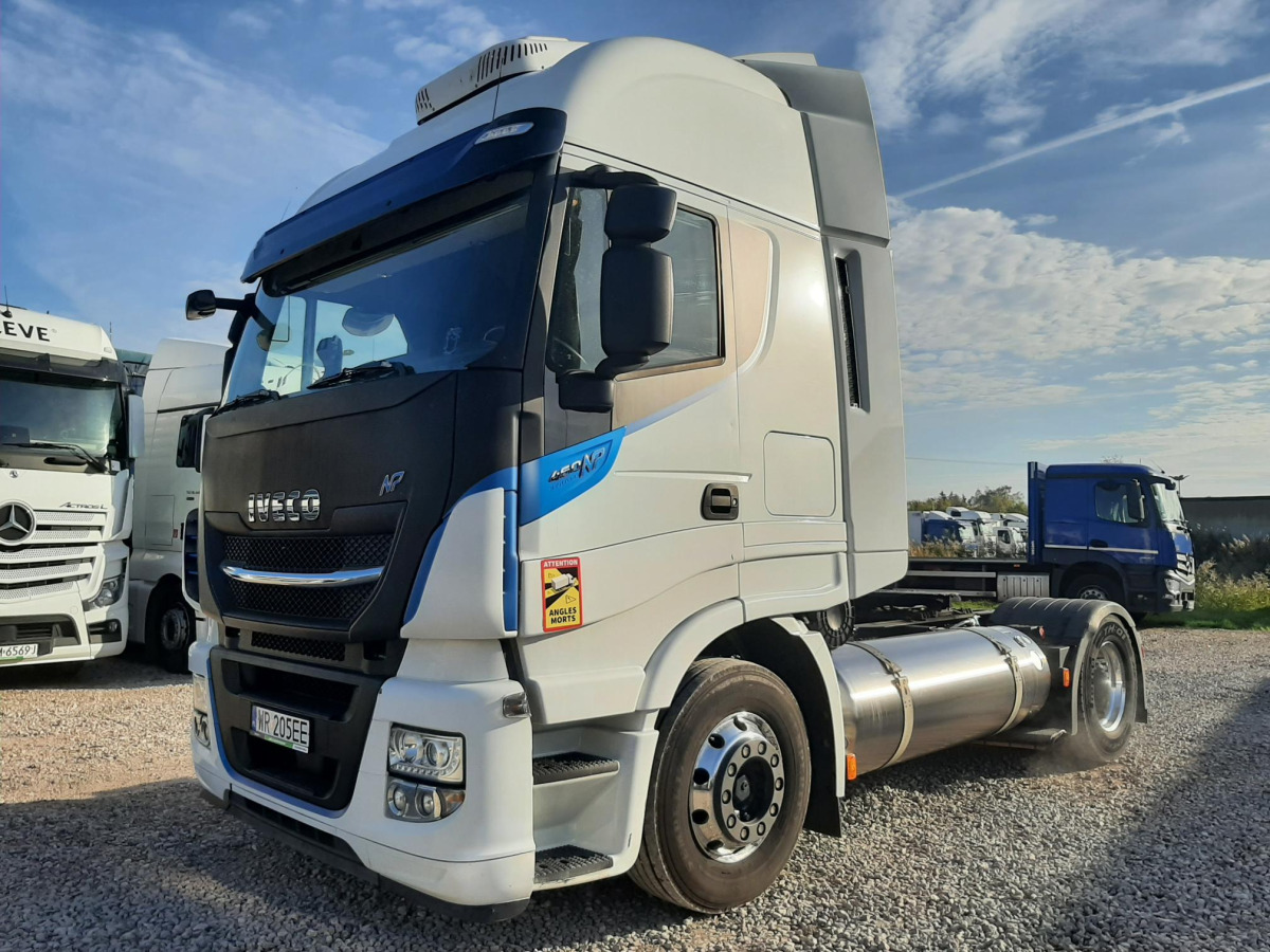 IVECO AS440ST/P LNG CIĄGNIK SIODŁOWY - وحدة جر: صورة 2 IVECO AS440ST/P LNG CIĄGNIK SIODŁOWY - وحدة جر: صورة 2