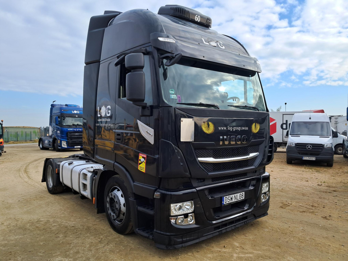 IVECO AS440T CIĄGNIK SIODŁOWY - وحدة جر: صورة 1 IVECO AS440T CIĄGNIK SIODŁOWY - وحدة جر: صورة 1