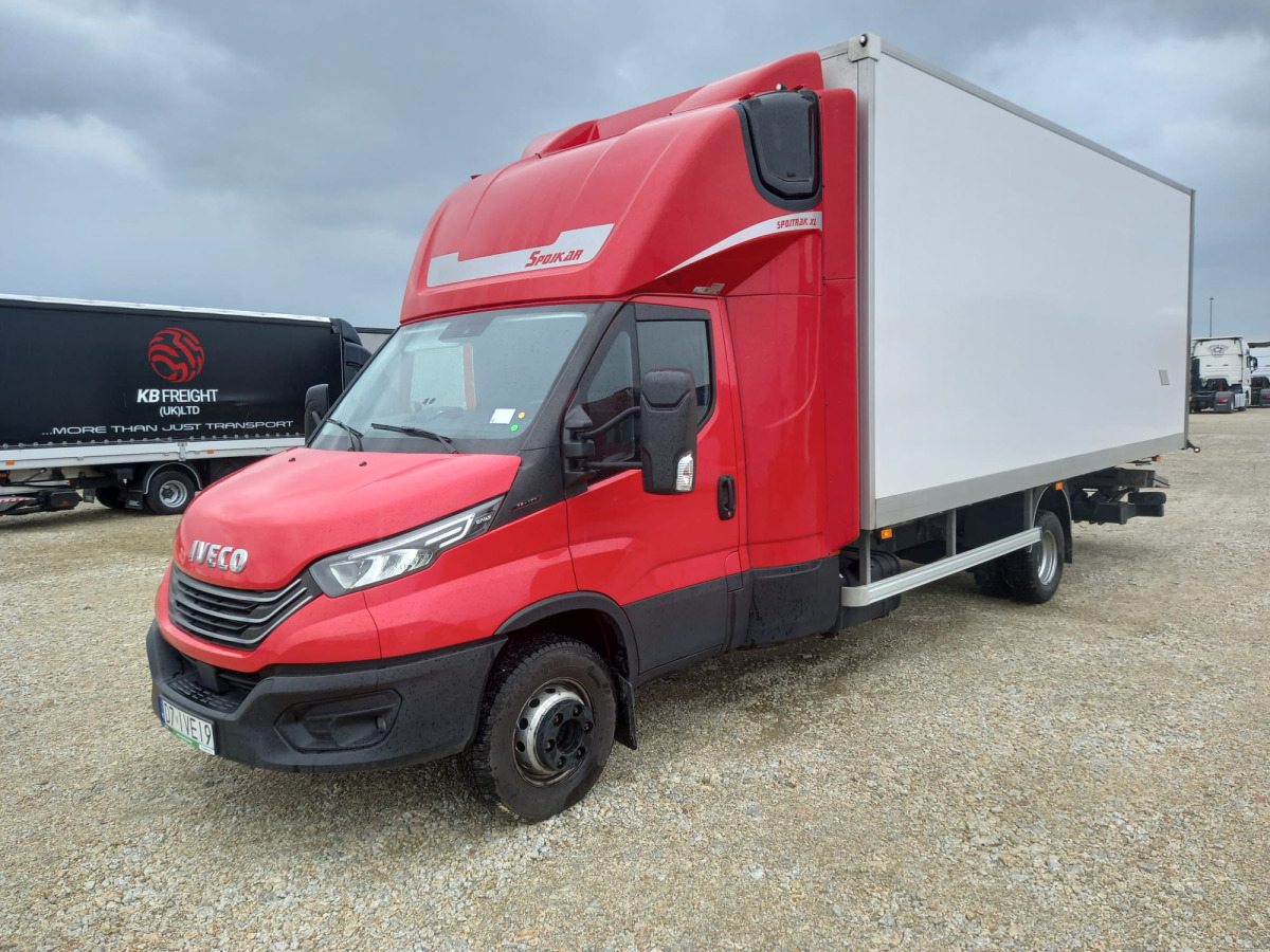 IVECO DAILY KONTENER Z WINDĄ - شاحنة مقفلة: صورة 3 IVECO DAILY KONTENER Z WINDĄ - شاحنة مقفلة: صورة 3