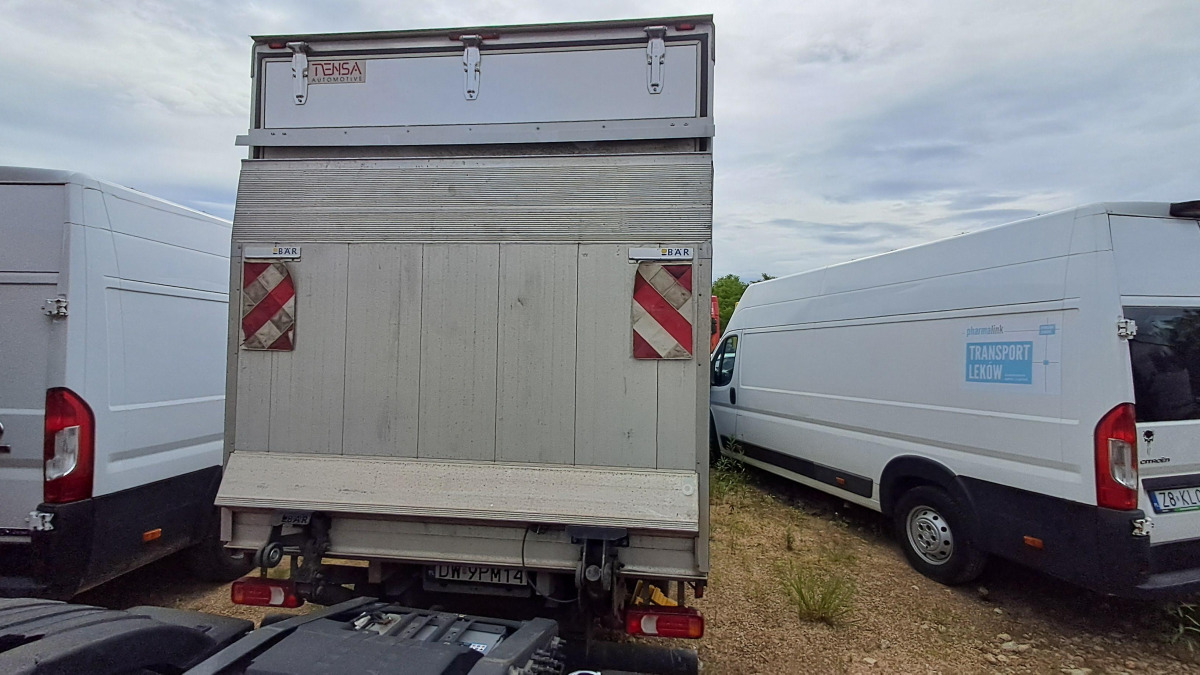 IVECO DAILY KONTENER Z WINDĄ - شاحنة مقفلة: صورة 4 IVECO DAILY KONTENER Z WINDĄ - شاحنة مقفلة: صورة 4