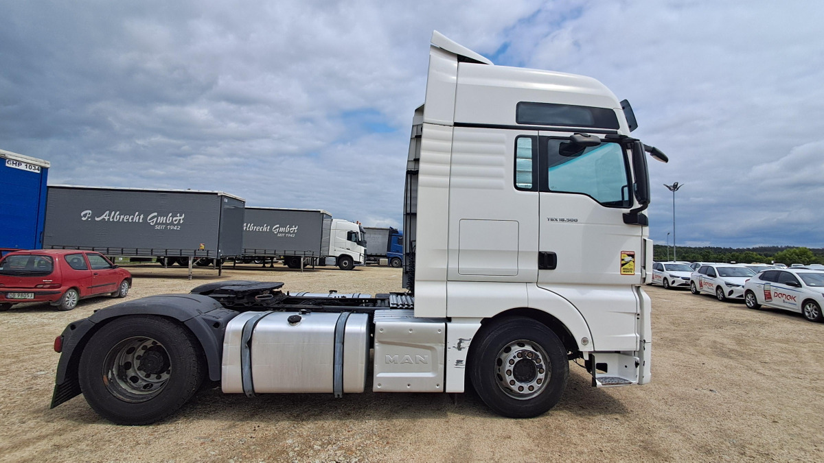 MAN TGX 18.500 4X2 BLS CIĄGNIK SIODŁOWY - وحدة جر: صورة 5 MAN TGX 18.500 4X2 BLS CIĄGNIK SIODŁOWY - وحدة جر: صورة 5