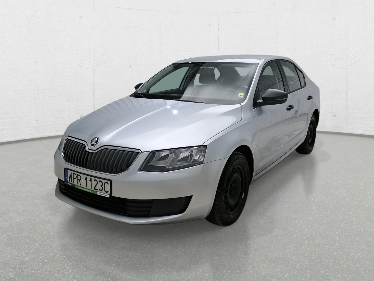SKODA OCTAVIA HATCHBACK - هاتشباك: صورة 4 SKODA OCTAVIA HATCHBACK - هاتشباك: صورة 4
