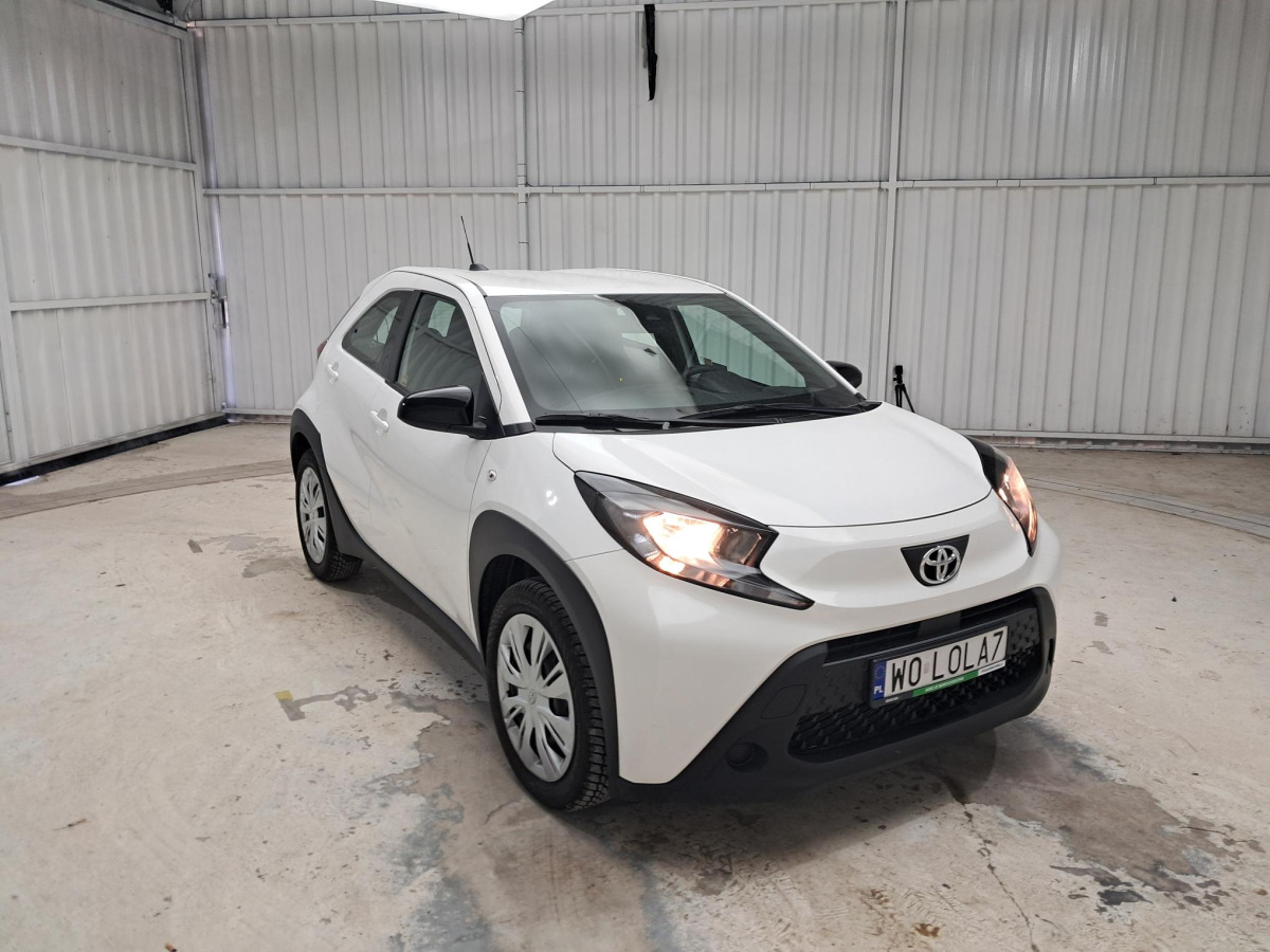 سيارة TOYOTA TOYOTA AYGO X HATCHBACK: صورة 1