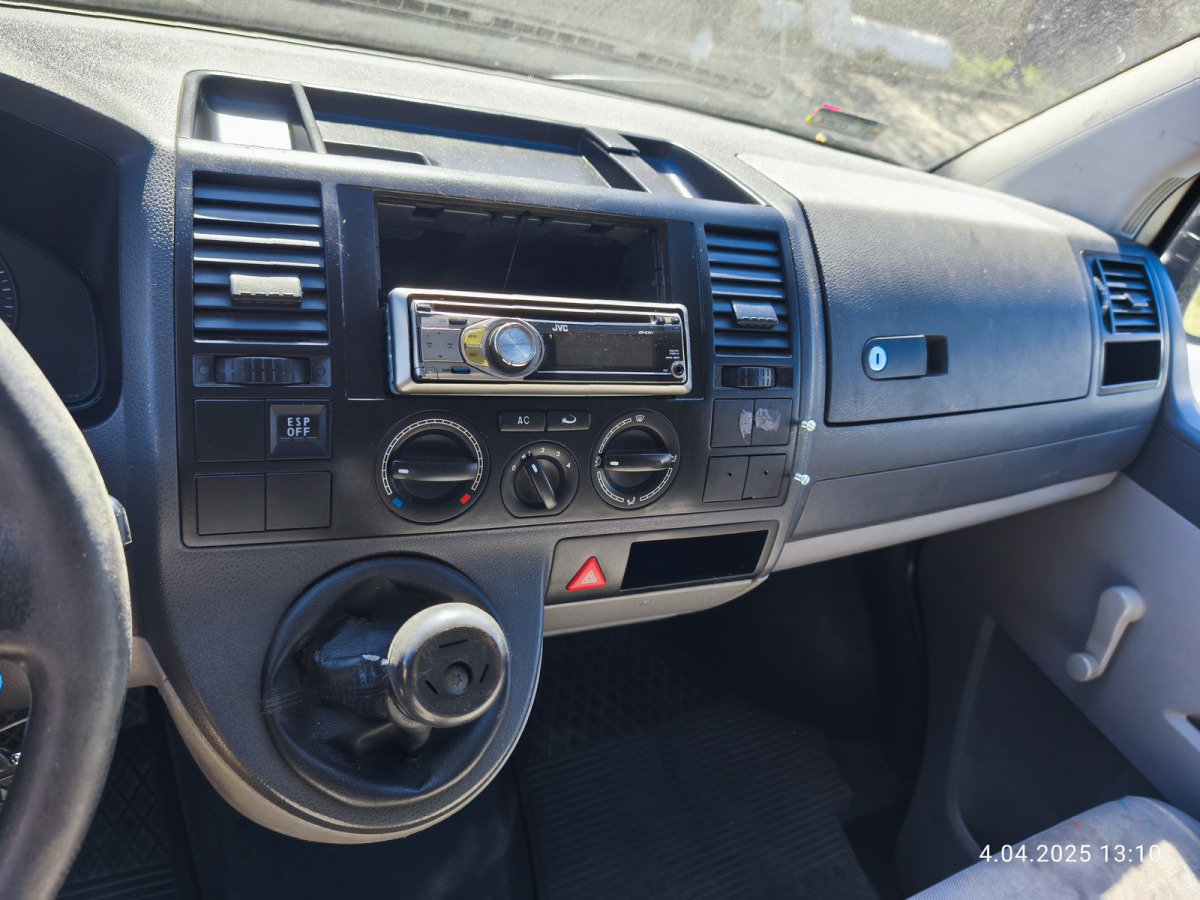 فان VOLKSWAGEN TRANSPORTER FURGON BLASZAK: صورة 6