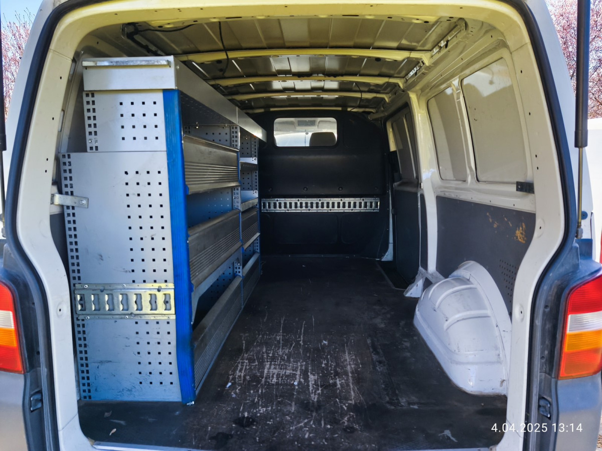 فان VOLKSWAGEN TRANSPORTER FURGON BLASZAK: صورة 9