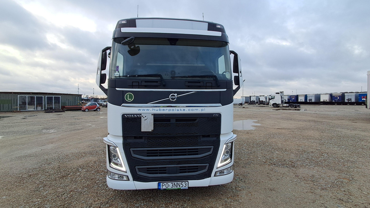 VOLVO FH 460 CIĄGNIK SIODŁOWY - وحدة جر: صورة 2 VOLVO FH 460 CIĄGNIK SIODŁOWY - وحدة جر: صورة 2