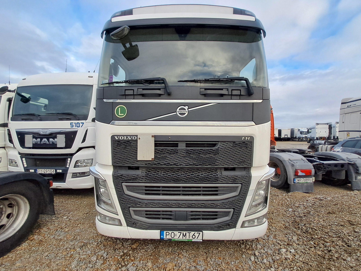 VOLVO FH 460 CIĄGNIK SIODŁOWY - وحدة جر: صورة 3 VOLVO FH 460 CIĄGNIK SIODŁOWY - وحدة جر: صورة 3