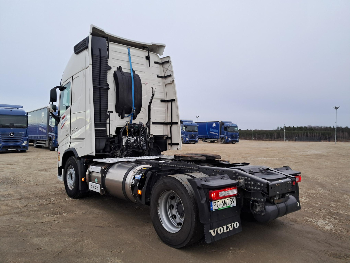 VOLVO FH 460 CIĄGNIK SIODŁOWY - وحدة جر: صورة 5 VOLVO FH 460 CIĄGNIK SIODŁOWY - وحدة جر: صورة 5
