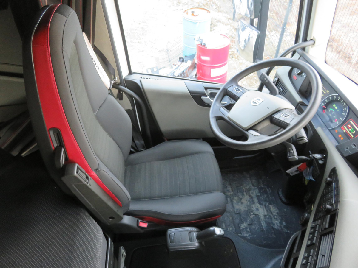 VOLVO FH 460 CIĄGNIK SIODŁOWY - وحدة جر: صورة 5 VOLVO FH 460 CIĄGNIK SIODŁOWY - وحدة جر: صورة 5