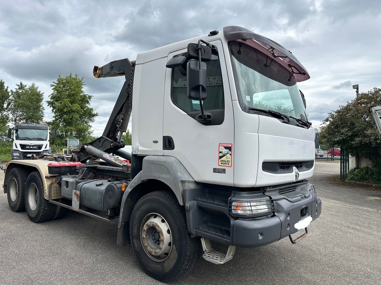 RENAULT KERAX 370 DCI - شاحنة ذات خطاف: صورة 4 RENAULT KERAX 370 DCI - شاحنة ذات خطاف: صورة 4