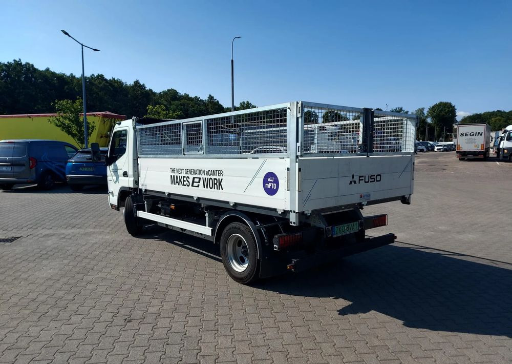 FUSO eCanter 4C15 Wywrotka Selektywna zbiórka - شاحنة قلاب, شاحنة كهربائية: صورة 4 FUSO eCanter 4C15 Wywrotka Selektywna zbiórka - شاحنة قلاب, شاحنة كهربائية: صورة 4