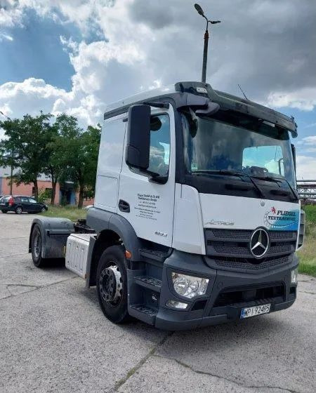 Mercedes-Benz Actros 1833LS - وحدة جر: صورة 2 Mercedes-Benz Actros 1833LS - وحدة جر: صورة 2