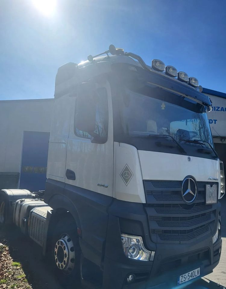 Mercedes-Benz Actros 1843 LS - وحدة جر: صورة 2 Mercedes-Benz Actros 1843 LS - وحدة جر: صورة 2