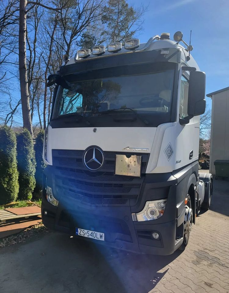 Mercedes-Benz Actros 1843 LS - وحدة جر: صورة 1 Mercedes-Benz Actros 1843 LS - وحدة جر: صورة 1