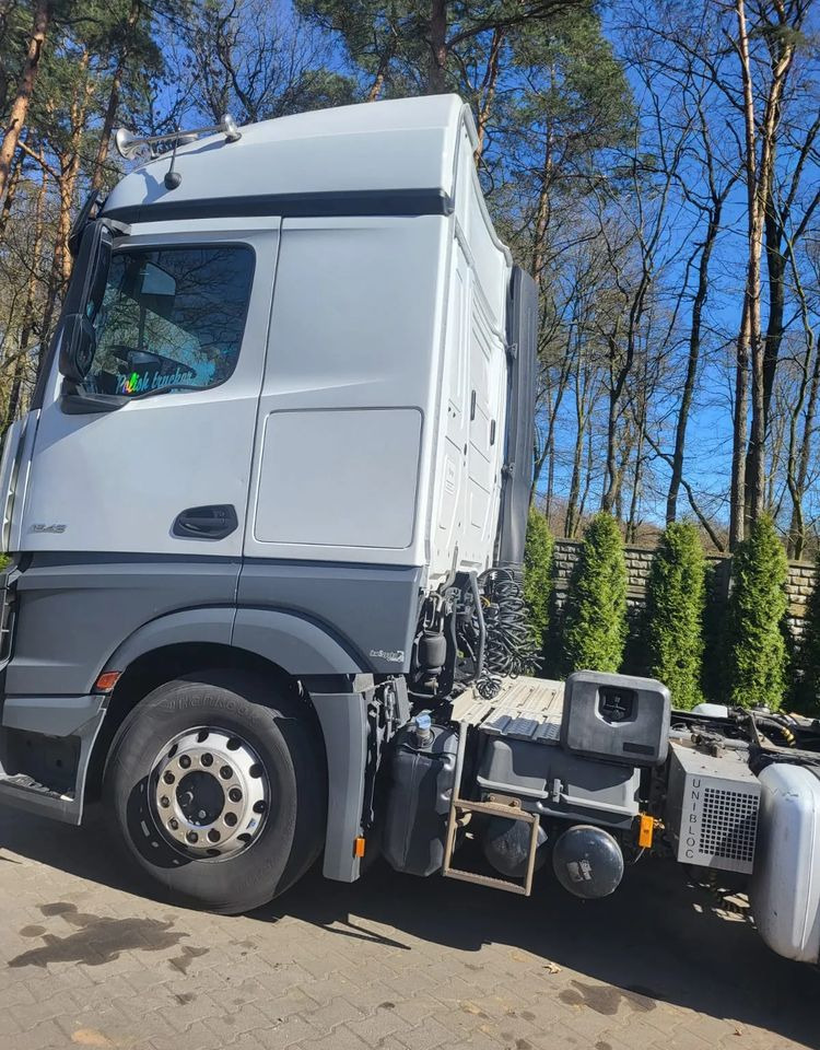 Mercedes-Benz Actros 1843 LS - وحدة جر: صورة 3 Mercedes-Benz Actros 1843 LS - وحدة جر: صورة 3