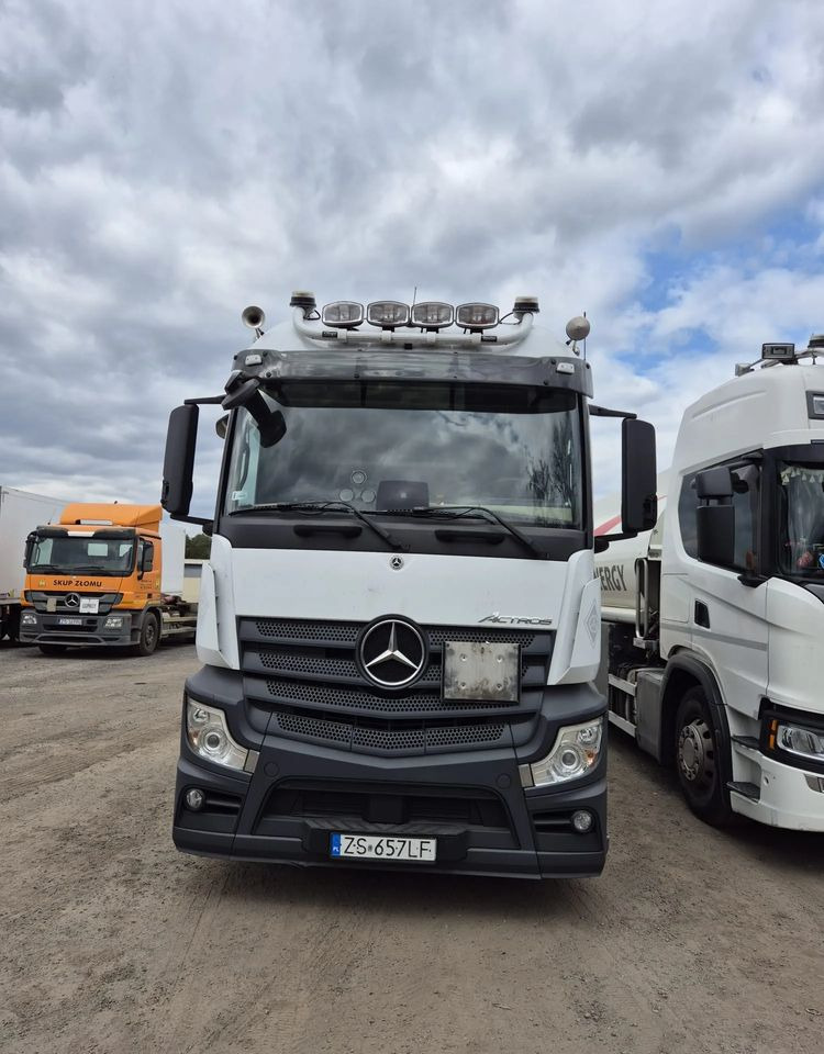 Mercedes-Benz Actros 1843 LS - وحدة جر: صورة 3 Mercedes-Benz Actros 1843 LS - وحدة جر: صورة 3