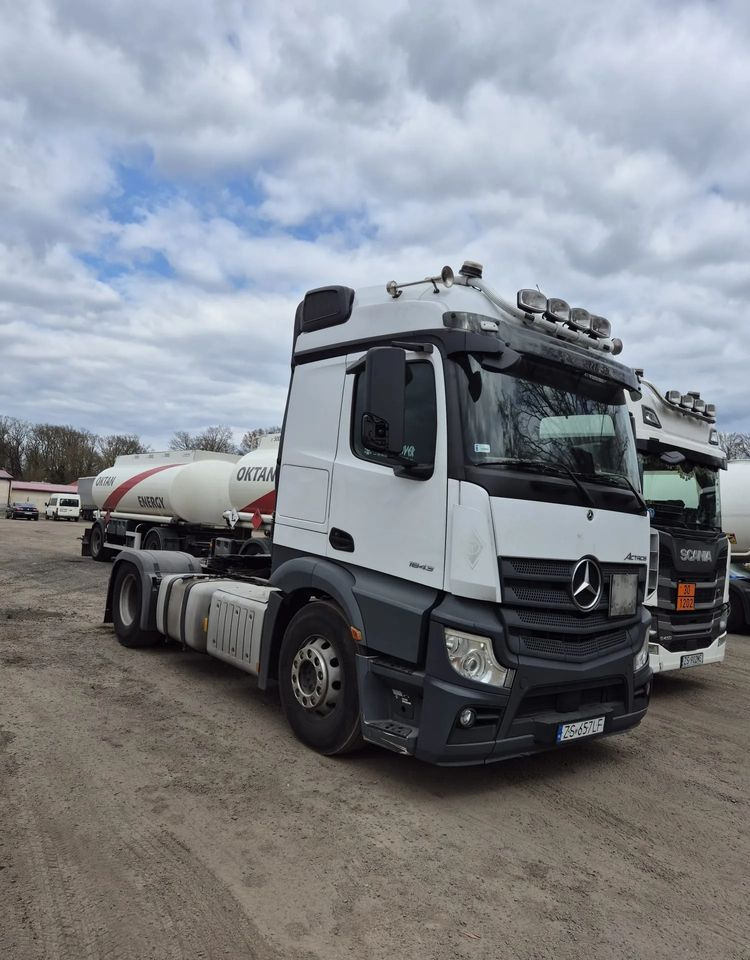 Mercedes-Benz Actros 1843 LS - وحدة جر: صورة 1 Mercedes-Benz Actros 1843 LS - وحدة جر: صورة 1