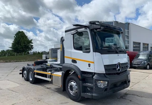 Mercedes-Benz Actros 2543 L Hakowiec - آليات: صورة 2 Mercedes-Benz Actros 2543 L Hakowiec - آليات: صورة 2
