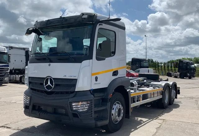 Mercedes-Benz Actros 2543 L Hakowiec - آليات: صورة 1 Mercedes-Benz Actros 2543 L Hakowiec - آليات: صورة 1
