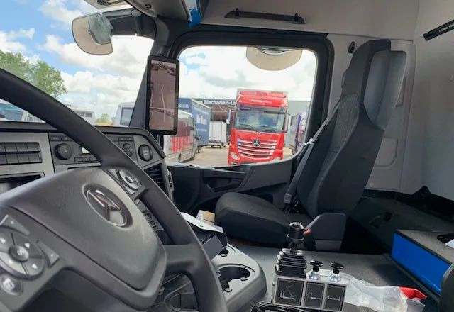 Mercedes-Benz Actros 2543 L Hakowiec - آليات: صورة 4 Mercedes-Benz Actros 2543 L Hakowiec - آليات: صورة 4
