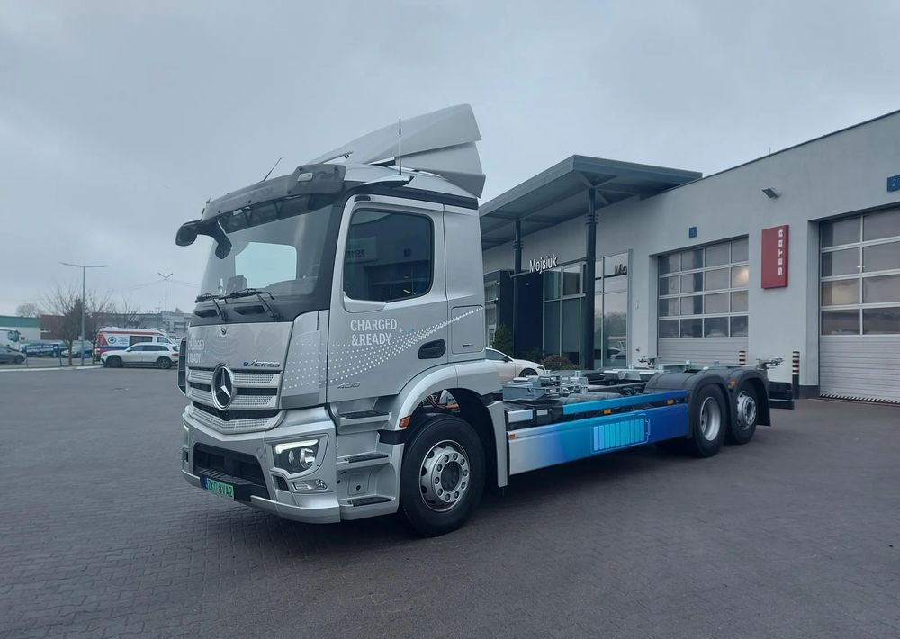 Mercedes-Benz eActros 400 6x2 BDF Elektryczny - شاحنة قطع الأشجار, شاحنة كهربائية: صورة 5 Mercedes-Benz eActros 400 6x2 BDF Elektryczny - شاحنة قطع الأشجار, شاحنة كهربائية: صورة 5
