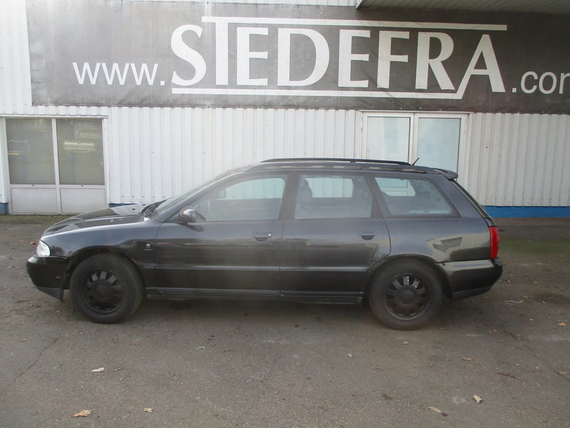 Audi A4 Avant 1.9 tdi , S-Line , Manual , Airco , EXPORT - سيارة: صورة 2 Audi A4 Avant 1.9 tdi , S-Line , Manual , Airco , EXPORT - سيارة: صورة 2