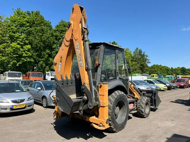 Case 851EX-SS , 4x4 , Backhoe Loader , 4 in 1 Bucket - جرافة حفار: صورة 3 Case 851EX-SS , 4x4 , Backhoe Loader , 4 in 1 Bucket - جرافة حفار: صورة 3