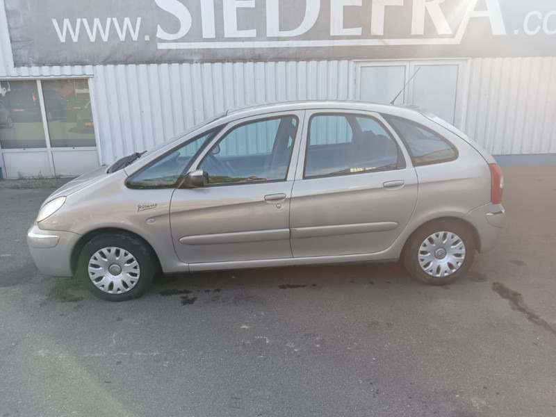 Citroën Xsara Picasso 1.8i - 16V , Airco - سيارة: صورة 2 Citroën Xsara Picasso 1.8i - 16V , Airco - سيارة: صورة 2