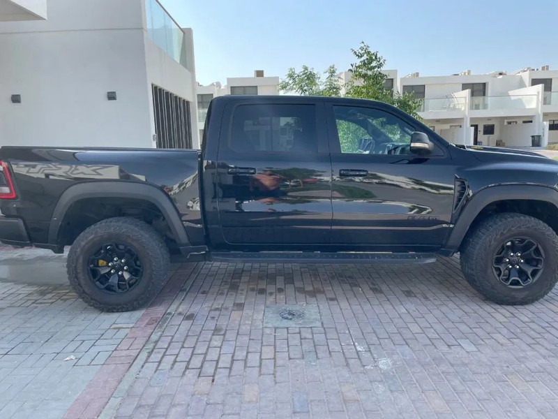 Dodge Ram 1500 TRX 6.2 Supercharged V8 , 4x4 , 65.000 euro ex. Dubai - شاحنة البيك أب: صورة 5 Dodge Ram 1500 TRX 6.2 Supercharged V8 , 4x4 , 65.000 euro ex. Dubai - شاحنة البيك أب: صورة 5