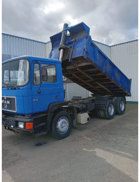 MAN F2000 , 32-322 , 6x4 , ZF Manual , Tipper , Spring Suspension - شاحنة قلاب: صورة 1 MAN F2000 , 32-322 , 6x4 , ZF Manual , Tipper , Spring Suspension - شاحنة قلاب: صورة 1
