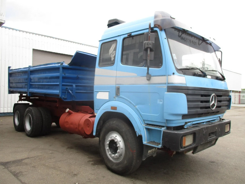 Mercedes-Benz 2544 SK , 6x4 , V8 Bi-Turbo , 3 Way tipper , Spring suspension - شاحنة قلاب: صورة 4 Mercedes-Benz 2544 SK , 6x4 , V8 Bi-Turbo , 3 Way tipper , Spring suspension - شاحنة قلاب: صورة 4
