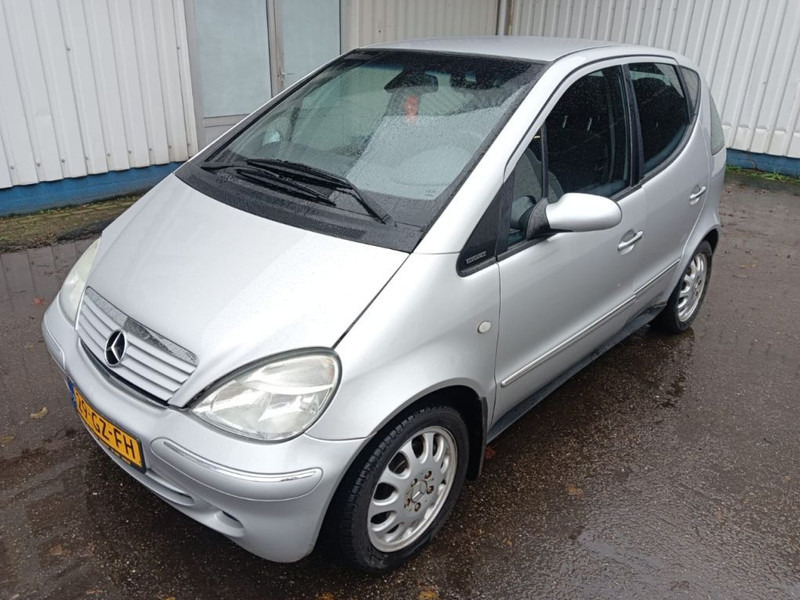 Mercedes-Benz A-Klasse A 160 Elegance , Airco - هاتشباك: صورة 1 Mercedes-Benz A-Klasse A 160 Elegance , Airco - هاتشباك: صورة 1