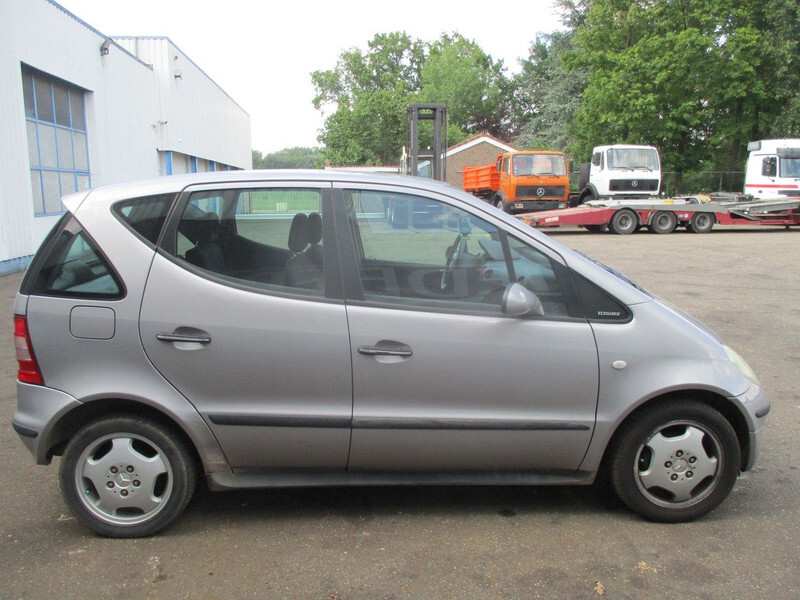 Mercedes-Benz A-Klasse A160 Elegance , Manual - سيارة: صورة 5 Mercedes-Benz A-Klasse A160 Elegance , Manual - سيارة: صورة 5