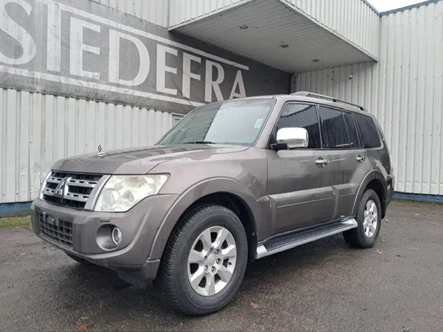 Mitsubishi Pajero GLS 3.5 - V6 , 4x4 , 7 Pers. , Full option - سيارة: صورة 1 Mitsubishi Pajero GLS 3.5 - V6 , 4x4 , 7 Pers. , Full option - سيارة: صورة 1