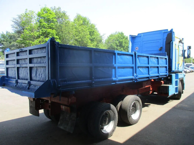 Renault Magnum AE 385 Magnum AE 385 , Manual , 6x4 , 3 Way Tipper , Spring suspension - شاحنة قلاب: صورة 3 Renault Magnum AE 385 Magnum AE 385 , Manual , 6x4 , 3 Way Tipper , Spring suspension - شاحنة قلاب: صورة 3