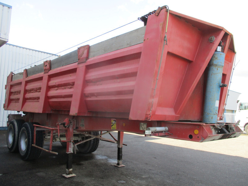Trailor 2 Axle , Steel tipper trailer , Spring suspension , Drum brakes - قلابة نصف مقطورة نصف مقطورة قلابة: صورة 4 Trailor 2 Axle , Steel tipper trailer , Spring suspension , Drum brakes - قلابة نصف مقطورة نصف مقطورة قلابة: صورة 4