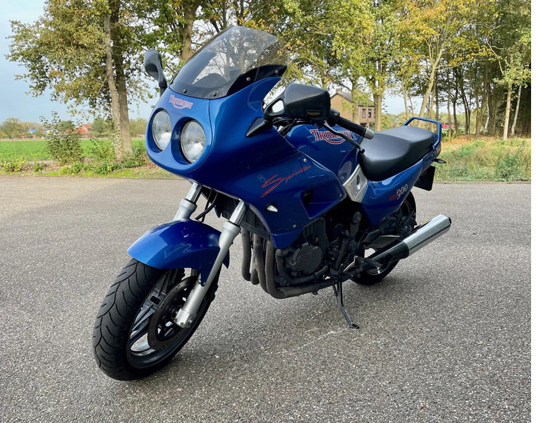 Triumph SPRINT 900 - دراجة نارية: صورة 3 Triumph SPRINT 900 - دراجة نارية: صورة 3