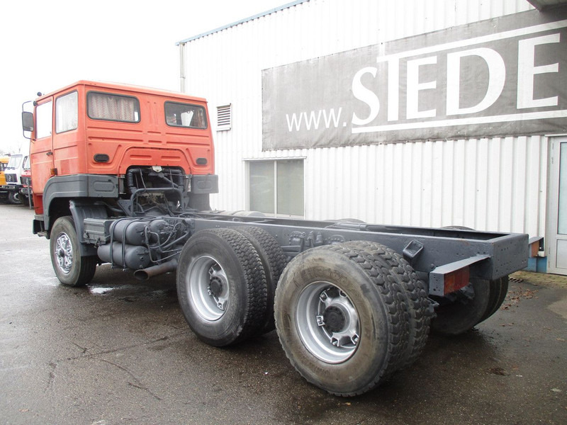 Volvo F7 , 6x4 , Manual , Euro 1 , Telma Retarder , Spring suspension - شاحنة هيكل كابينة: صورة 5 Volvo F7 , 6x4 , Manual , Euro 1 , Telma Retarder , Spring suspension - شاحنة هيكل كابينة: صورة 5