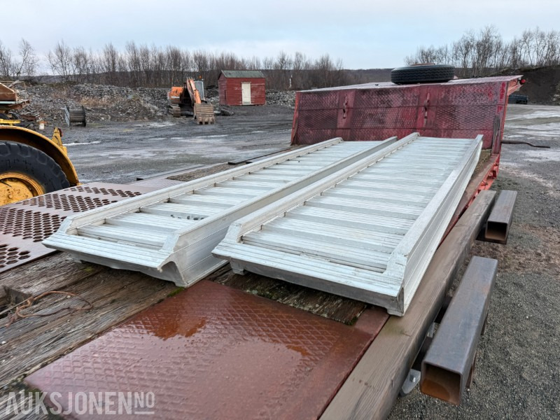 عربة مقطورة 1976 HI GAIN LBS 33-EM - Maskinsemi - 3 akslet - Rep.objekt: صورة 9