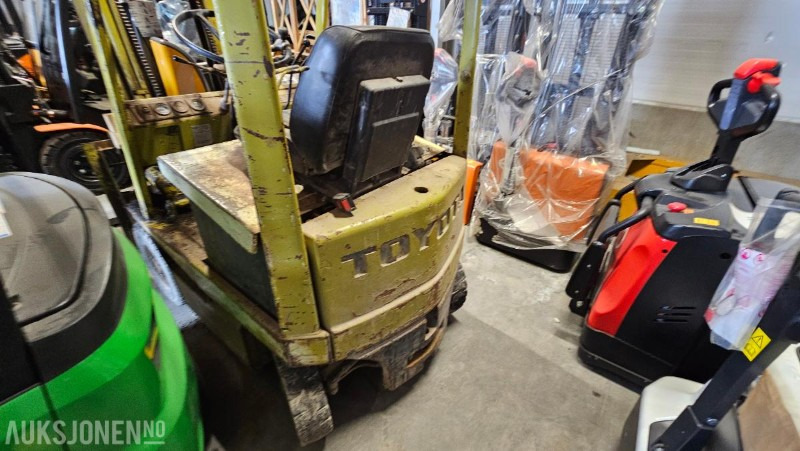 1980 Toyota 4FB10 Elektrisk gaffeltruck - Mangler glans, men ikke sjel/Rep.objekt - معدات المناولة: صورة 4 1980 Toyota 4FB10 Elektrisk gaffeltruck - Mangler glans, men ikke sjel/Rep.objekt - معدات المناولة: صورة 4