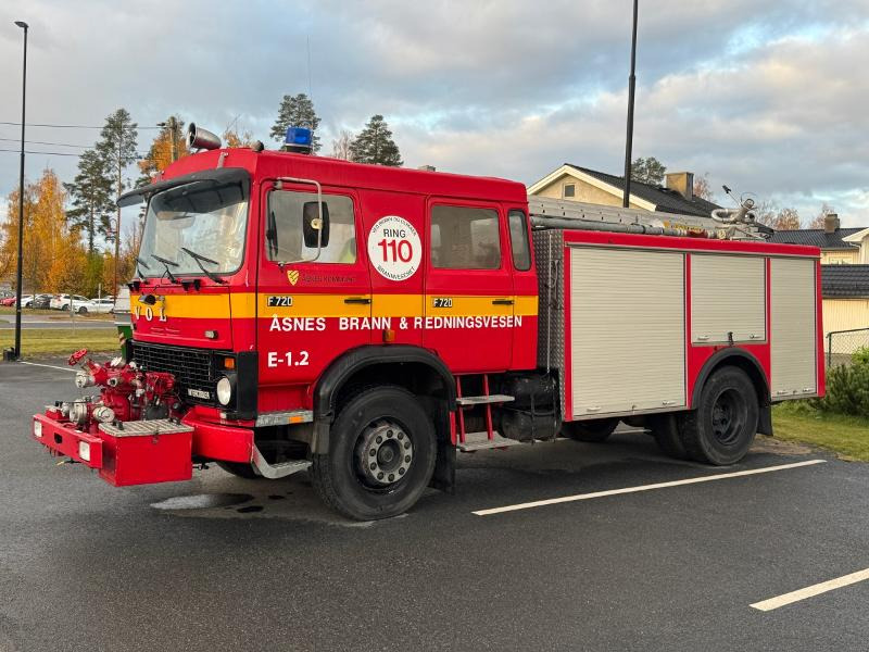 1983 Volvo F 720 brannbil registrert som motorredskap - سيارة إطفاء: صورة 1 1983 Volvo F 720 brannbil registrert som motorredskap - سيارة إطفاء: صورة 1